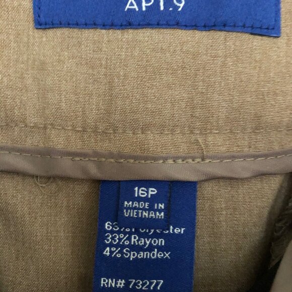 Apt 9 Beige Lightweight Pants Size 16P - Picture 4 of 10